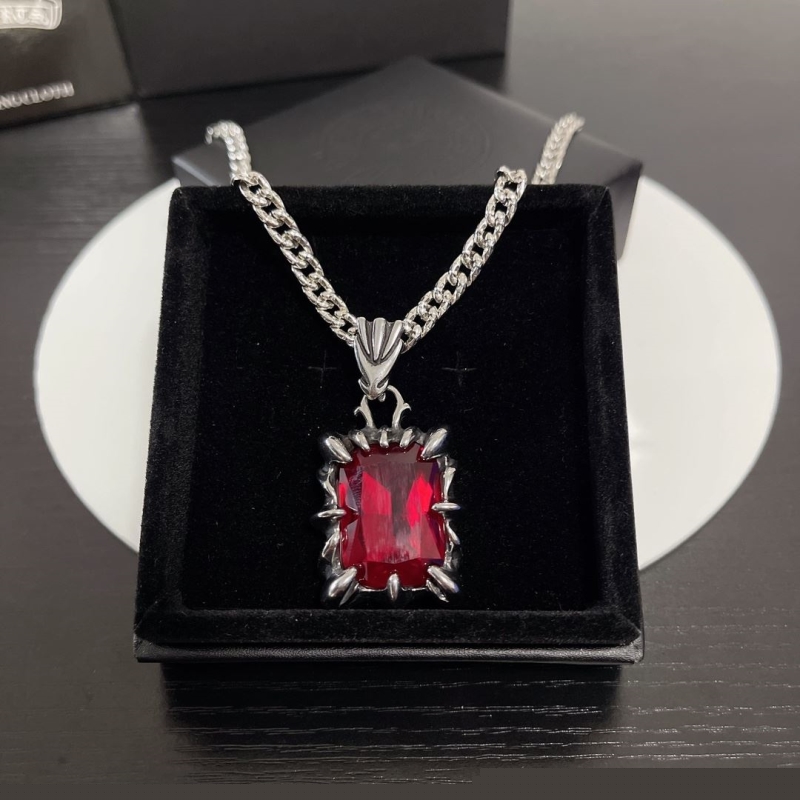 Ch**me He**ts necklaces